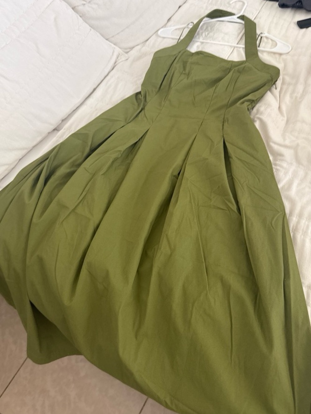 Abercrombie & Fitch Olive Green Halter Midi Dress - Picture 2 of 9